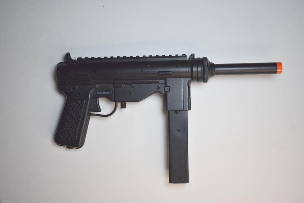Double Eagle M302F SMG Airsoft Spring Pistol - Black, Lightly Used