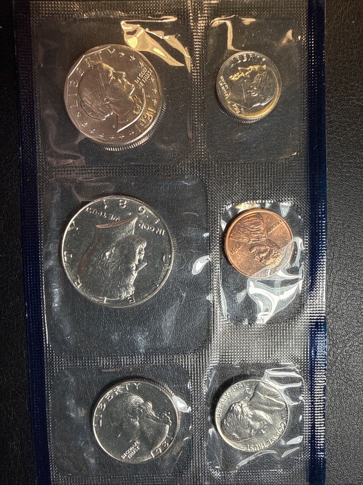 1981 Uncirculated P Coin Set US mint Original Packaging MS3