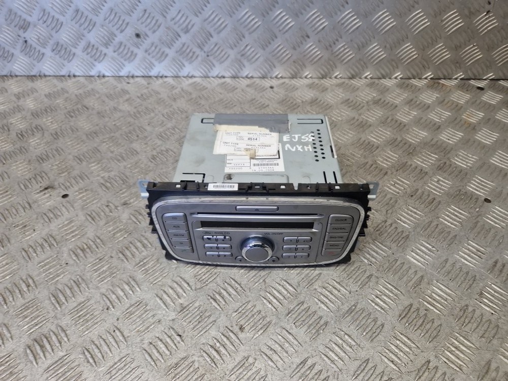 FORD FOCUS CD HEAD UNIT WITH CODE 8M5T18C815AB MK2.5 2008