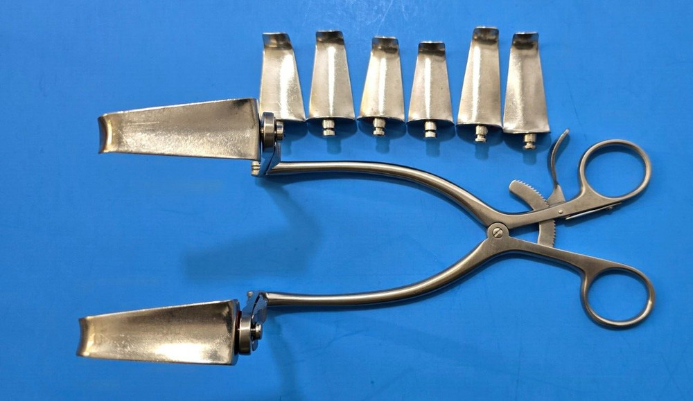 Codman Surgical Cloward Retractor 9" with 8 Blade Attachments