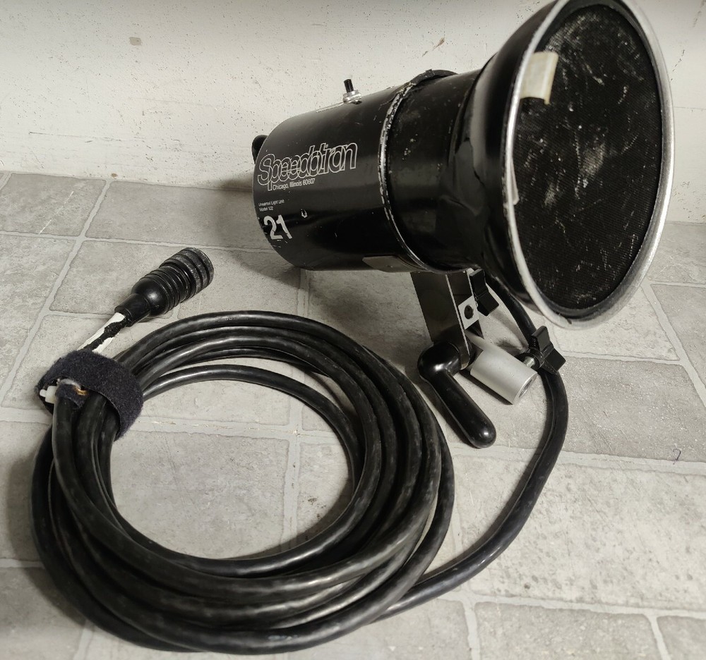 Speedotron Universal Light Head Unit Model 102 NOISY FAN
