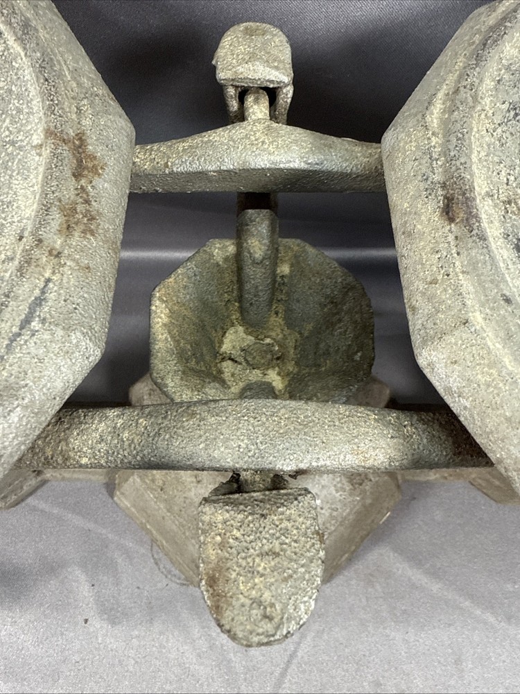 Antique Cast Iron Balance Scale Vintage