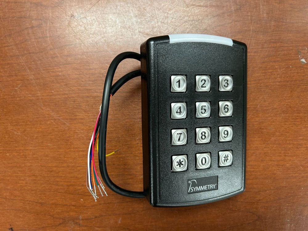 AMAG 939S-KP Bluetooth Access Control Reader With Keypad