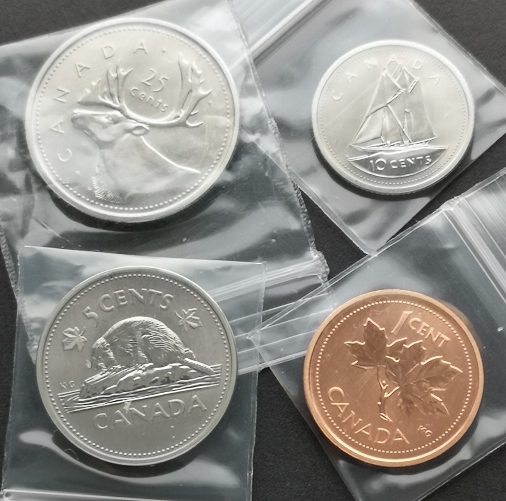 ***CANADA 2002 SPECIMEN COINS SET ***
