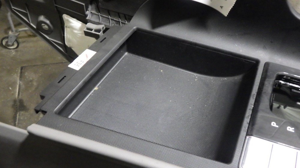 2023 HYUNDAI ELANTRA COMPLETE CENTER ARMREST CONSOLE