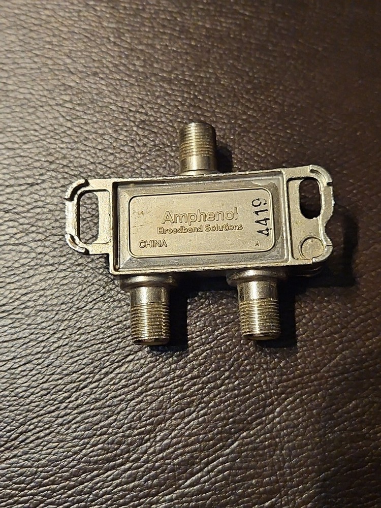 Amphenol Broadband Solutions 2 Way Digital Splitter BDS1202H