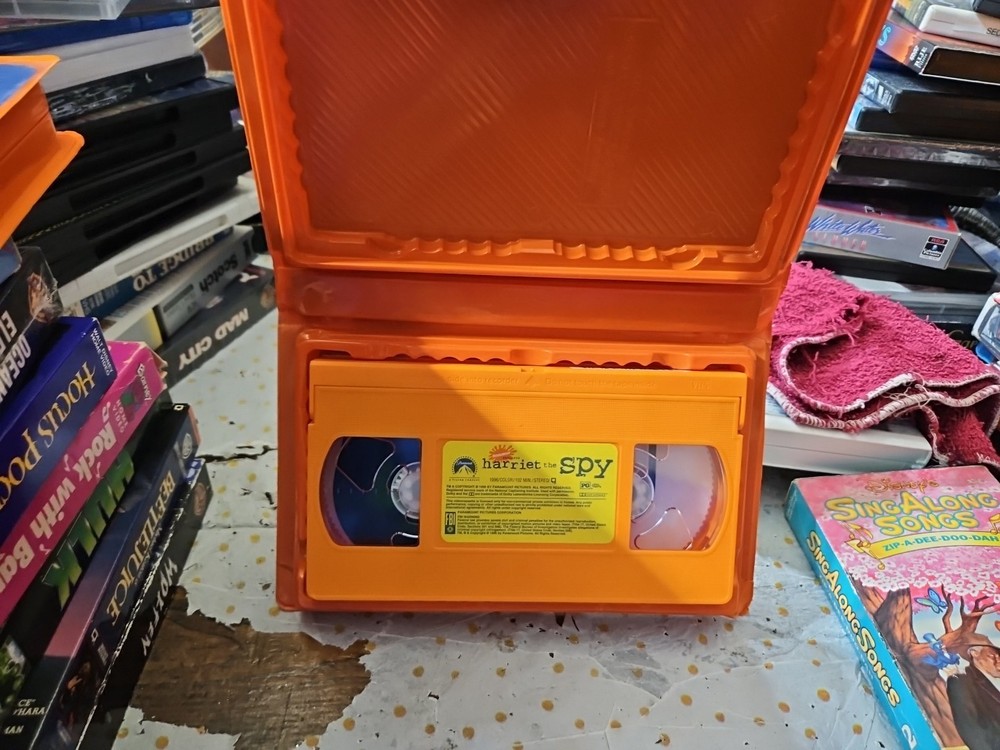 Harriet the Spy (VHS)