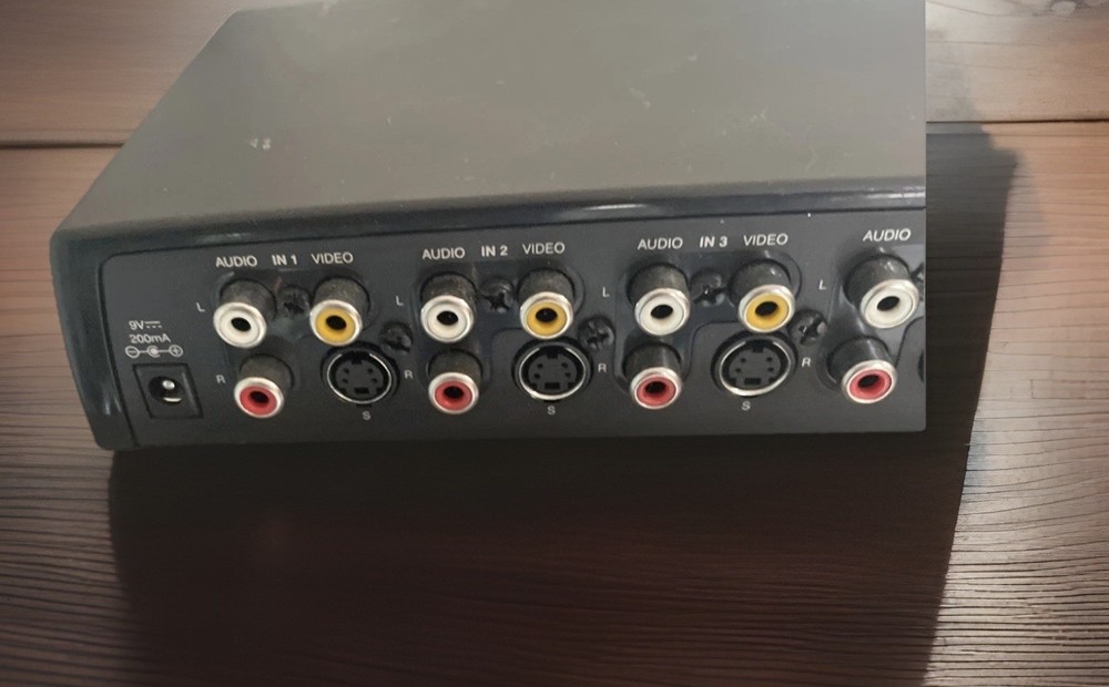 NX A/V Selector RF Modulator Switch Box 4 Input RCA S-Video For Retro Gaming TV