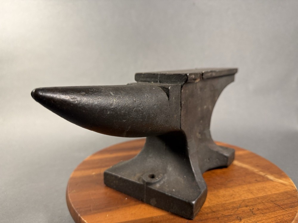 Vintage 29lb Yakima Anvil By Cascade Casting Co. Blacksmith
