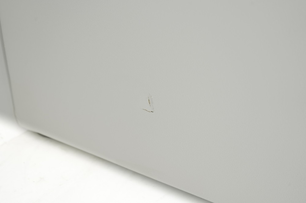 Electro-Voice EVOLVE 90 Portable Column PA System - White- SUB ONLY