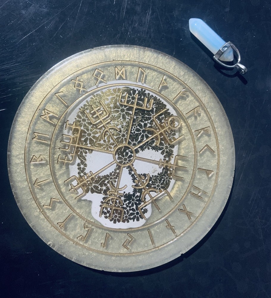 Pendulum Board Divination, Pendulum Board Dowsing with Crystal