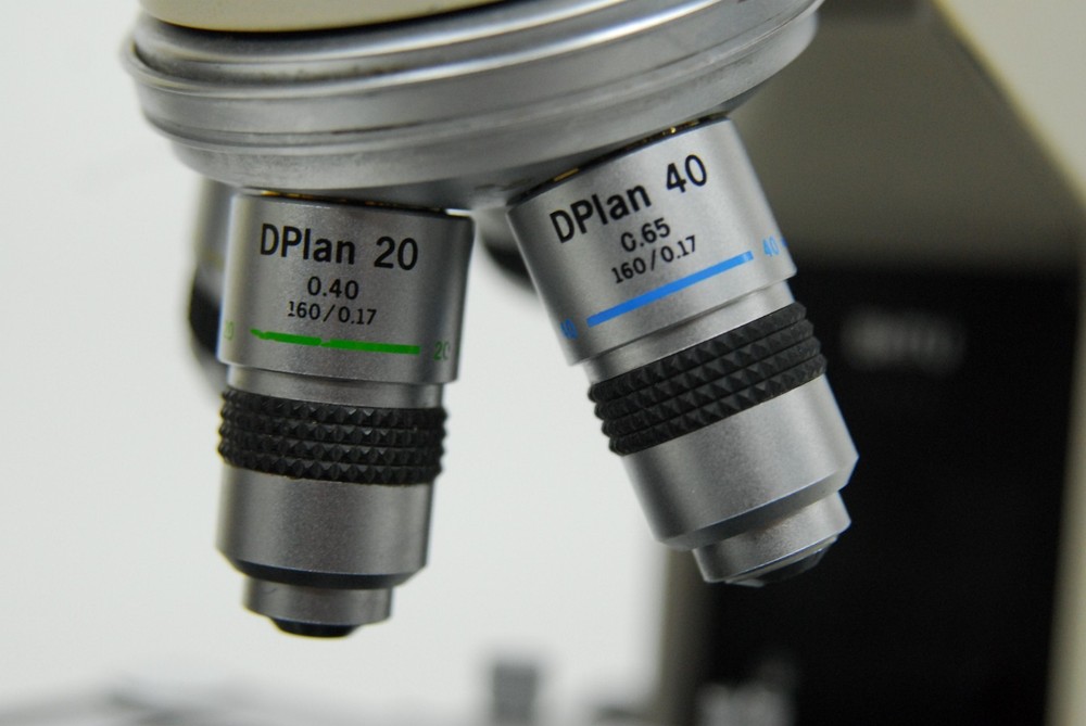 Olympus BH-2 BHUT Dual Viewing Teaching Microscope W/ D Plan Objectives