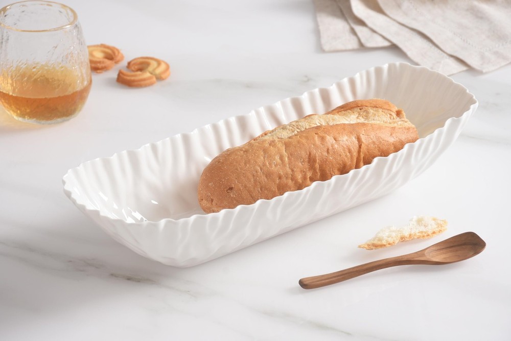 Pampa Bay Mascali Bianca Deep Rectangular Server, 14" x 4.75" x 3" Tall