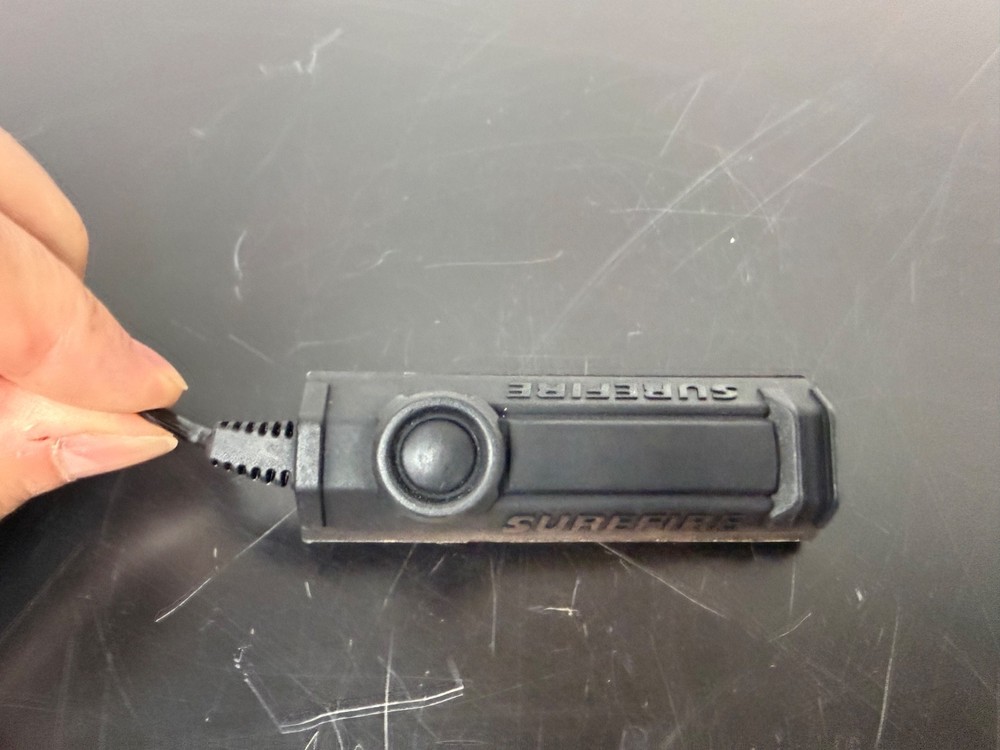 SureFire X400 LED Light with Red Laser / Pressure Switch