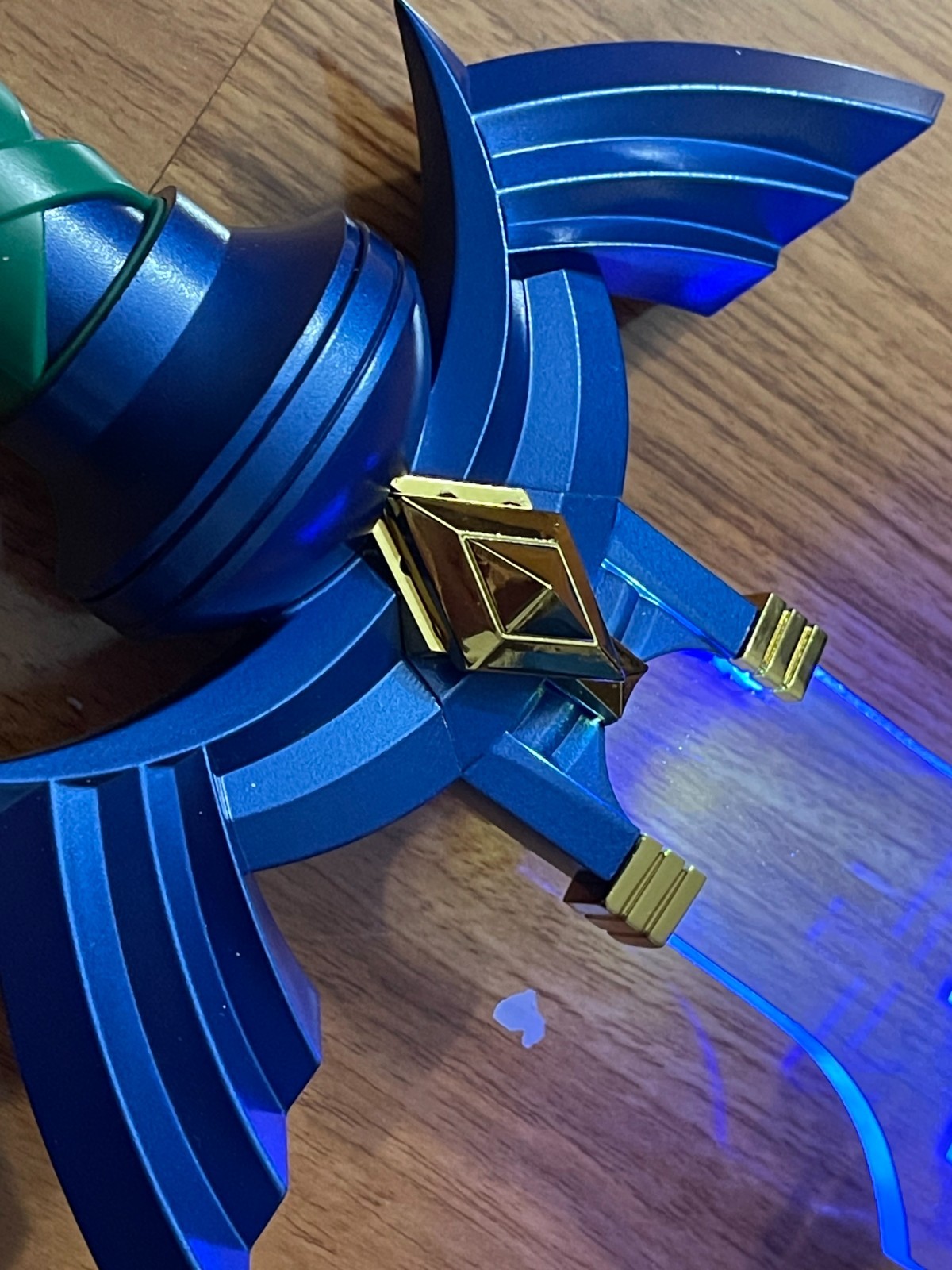 Zelda master Sword, 27 Inches Rechargeable Pre-Assembled Plastic Light Up