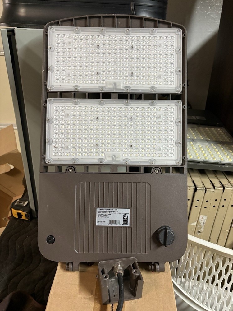 LED Area Light Case Cracked For Parts