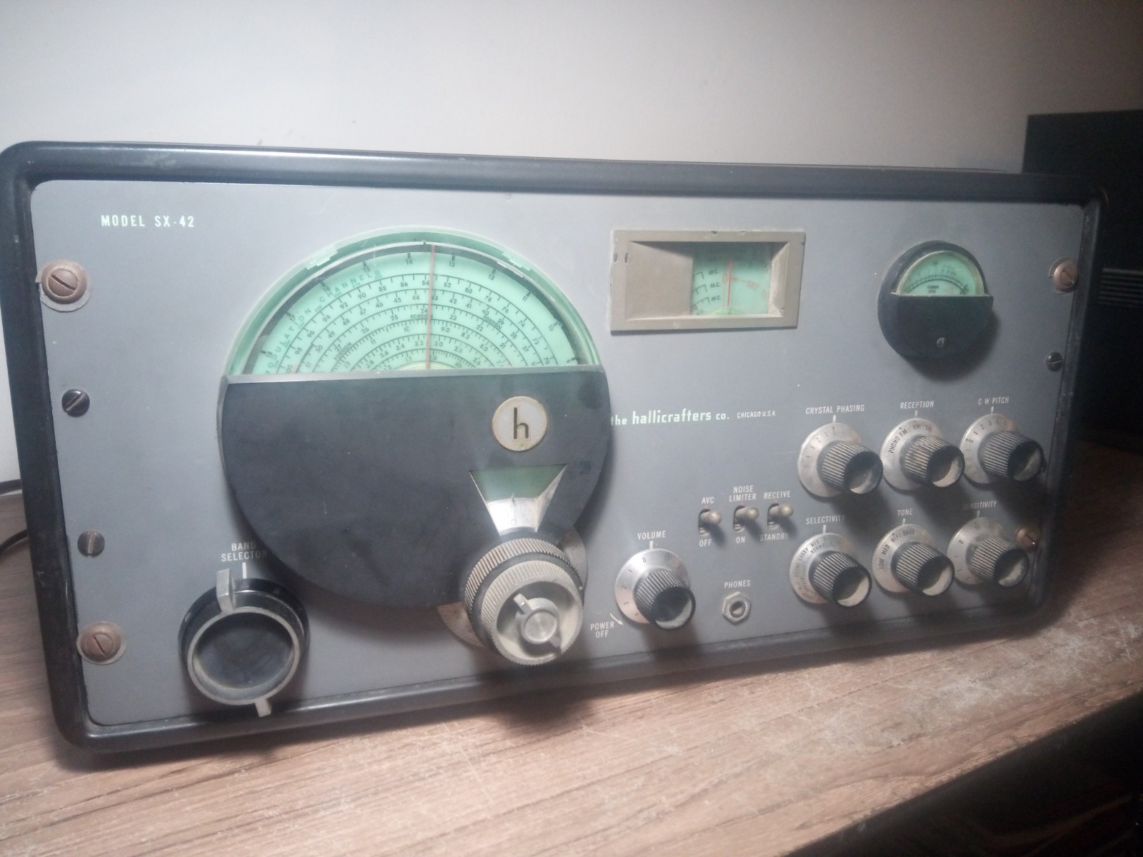 Hallicrafters SX-42 Receiver For Restoration Check Out All 22 Pics