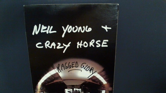 VINTAGE NEIL YOUNG CRAZY HORSE RAGGED GLORY * LONGBOX ONLY * NO CD * BOX ONLY!!
