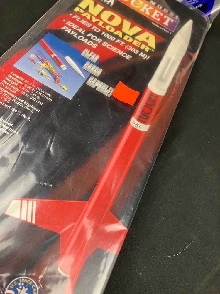 Original (not reissue) Estes Nova Payloader Flying Rocket Kit #1960 -Sealed