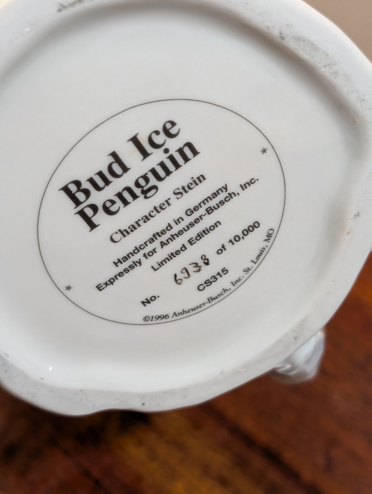 Anheuser-Busch BUD ICE PENGUIN STEIN Ceramic Hand Numbered CS315 Albert Stahl