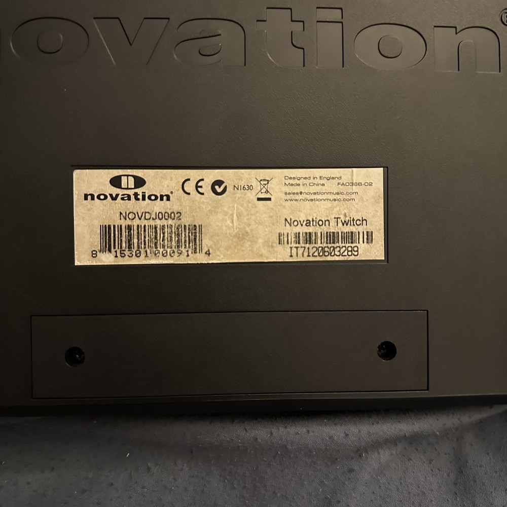 Novation Twitch Serato Itch DJ Controller