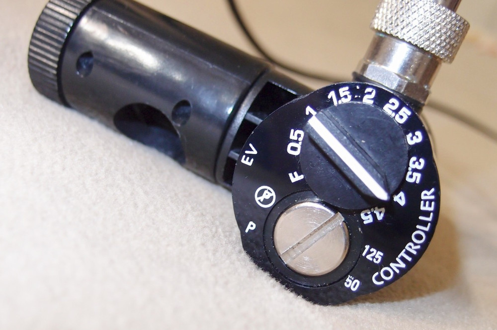 EV-Controller TTL slave trigger for Ikelite DS underwater strobes; 4100.6