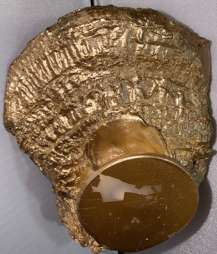 Decoupaged oyster shell ring dish featuring a Buddha image with gold-leaf edging