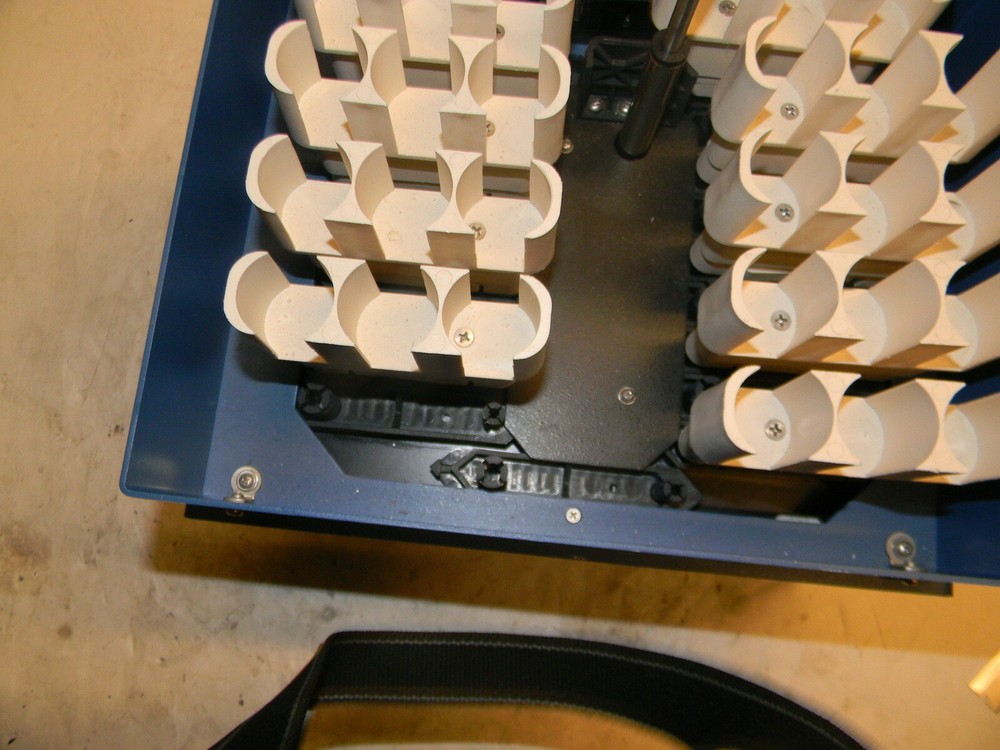 Sievers TOC 800AS Autosampler, Missing a Few Sample Holders, Sold As Is