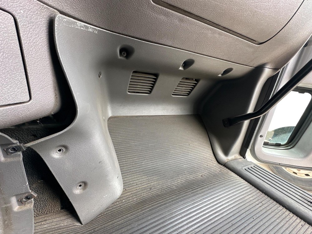 Peterbilt 587 KICK Dash Panel - Used