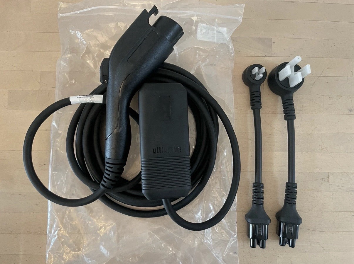 OEM GM Ultium EV Dual Level Charger (32A) – NEMA 5-15 + 14-50