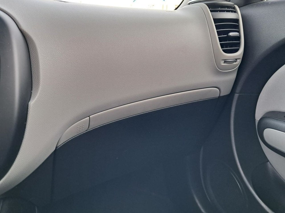 SOUL 2014 Glove Box 4903453