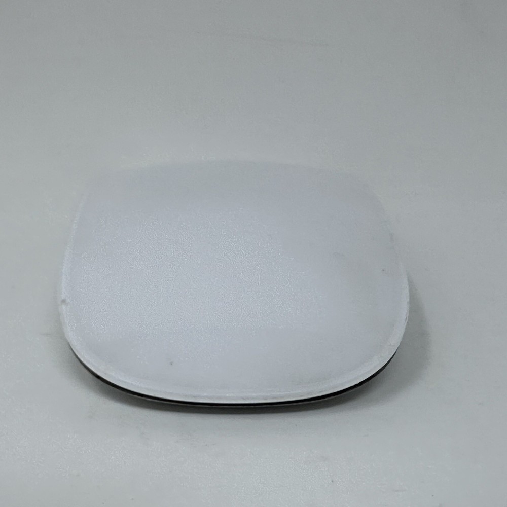 Apple Bluetooth Wireless Laser Multi-Touch Magic Mouse A1296 Genuine Authentic