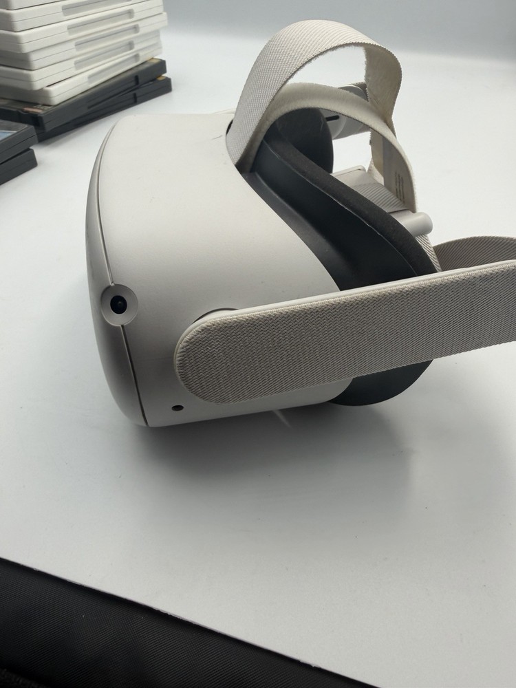 Meta Quest 2 - 64GB - Headset Only -