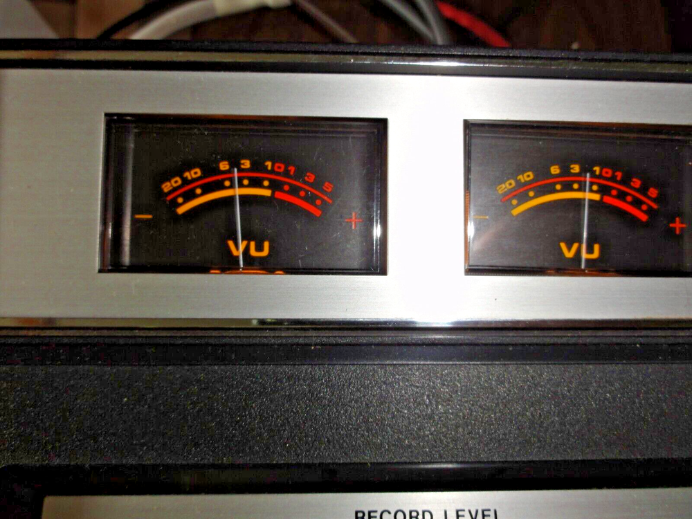 Vintage Realistic SCT-9 Solid State Stereo Cassette Deck Good for Restoration