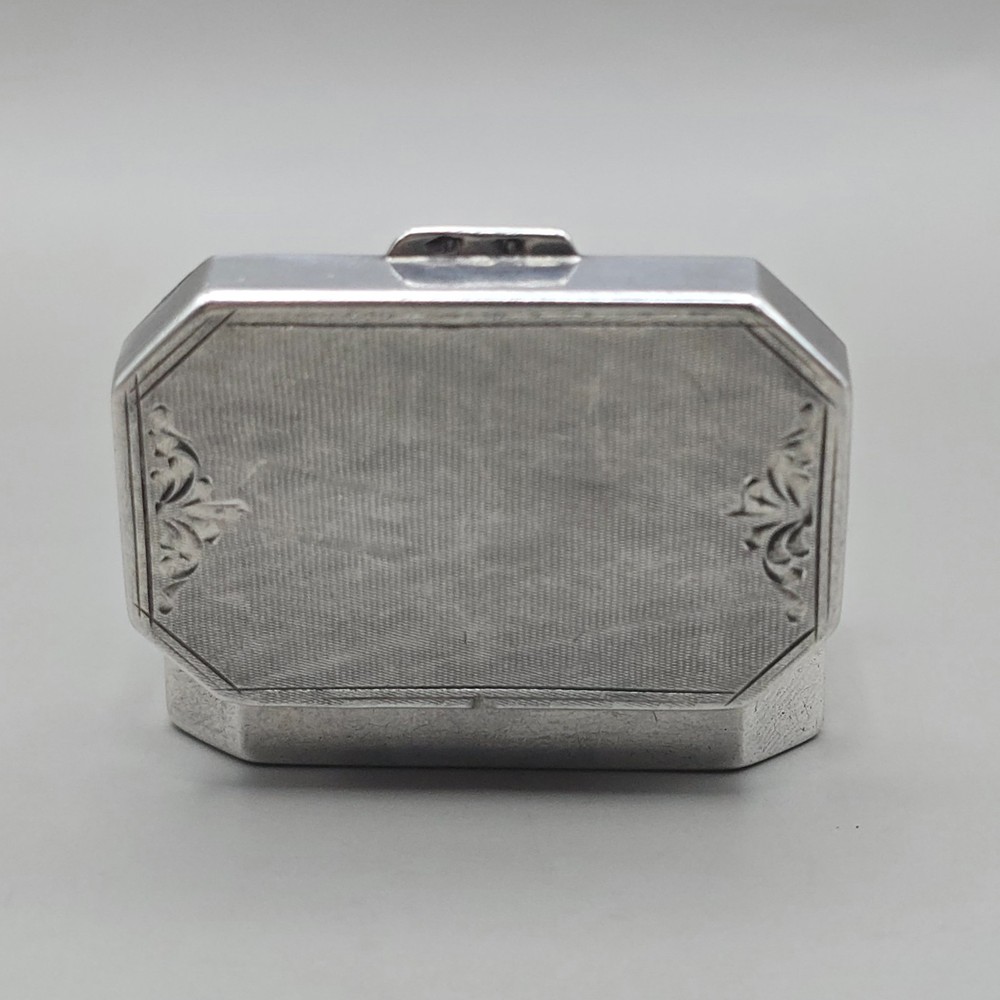 Antique Italian 800 Silver Pill Box/Snuff Box Engine Turned Case