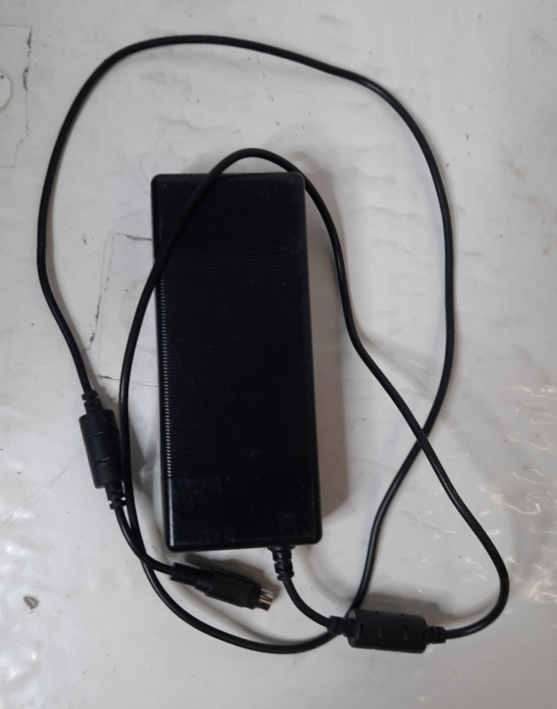 Makerbot Replicator 2 3D Printer W/ AC Adapter No Wall Cord Preheat/Power Tested