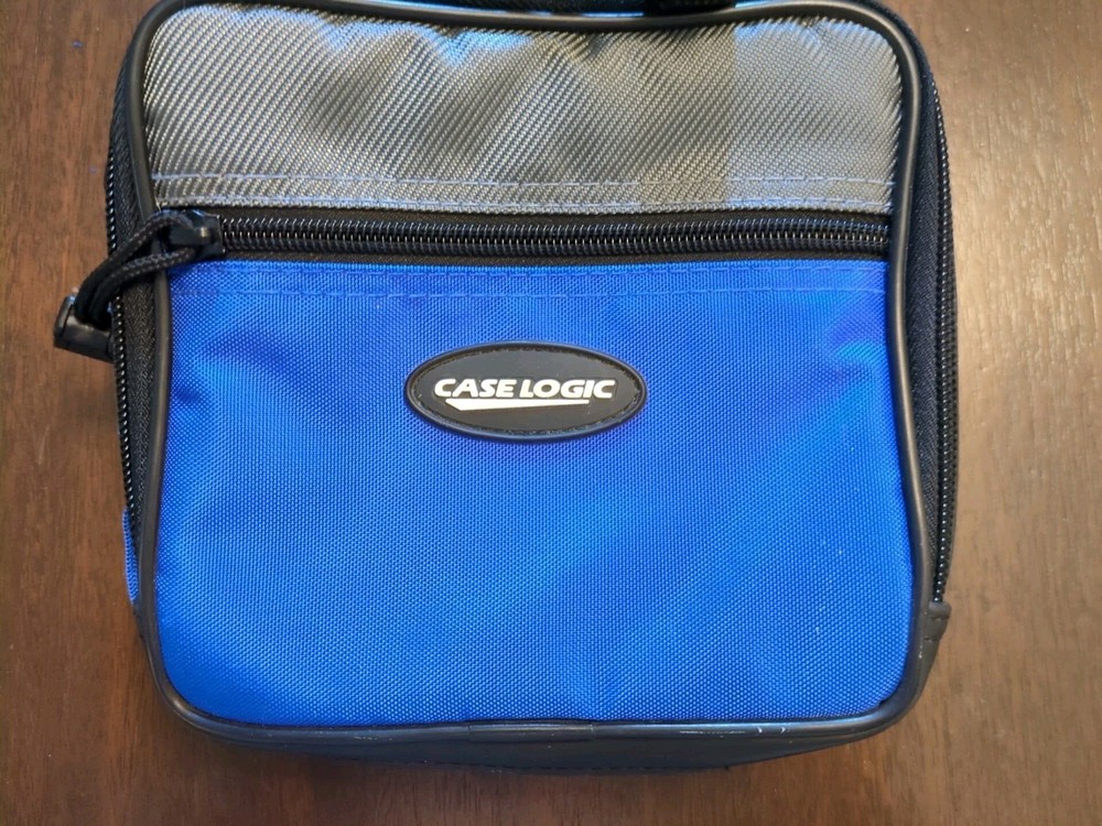 Case Logic CD Player Blue & Gray Carrying Case W/3-Pockets & Adjustable strap