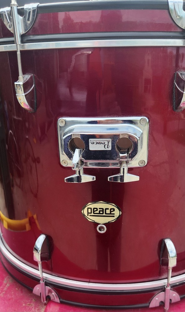 PEACE BASS DRUM/ RED WINE