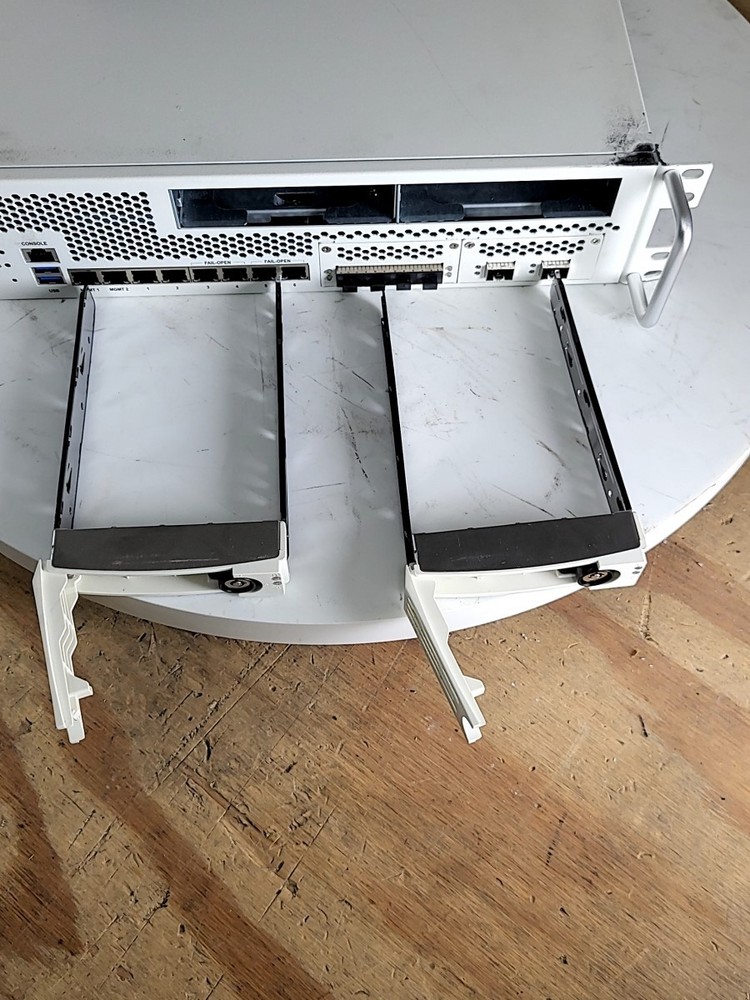 FORTINET FORTIWEB 1000E FWB-1000E Network Security Firewall SEE NOTES