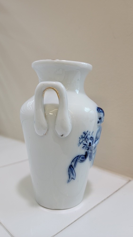 Mini Porcelain Vase