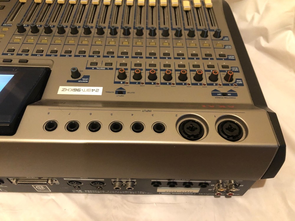 AKAI DPS16 Digital Multitrack 24bit/96kHz HDR Workstation Recorder