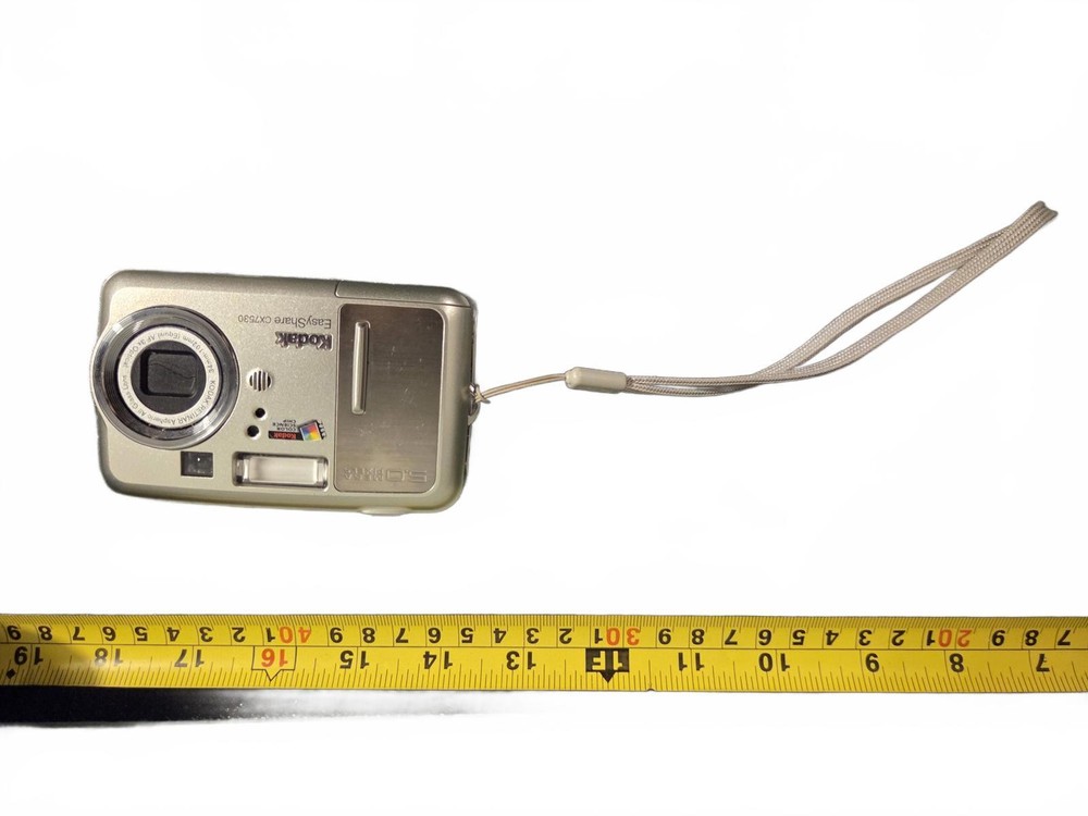 Kodak EasyShare CX7530 Camera | 2004 - 5MP - AA Batteries