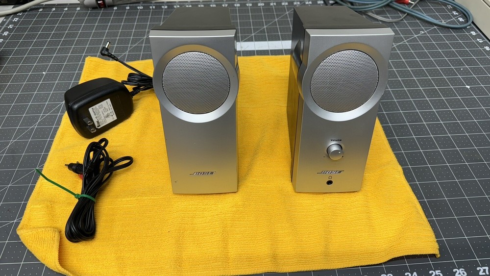 Bose Companion 2 Silver Black Multimedia Computer Speakers Work Great W/ Cable🔥