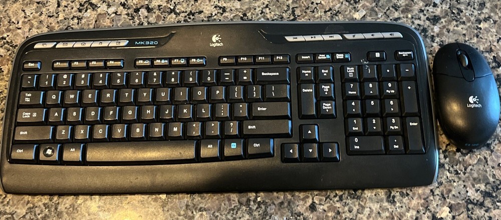 Logitech-MK320 Full-size Advanced Wireless Membrane Keyboard & Mouse