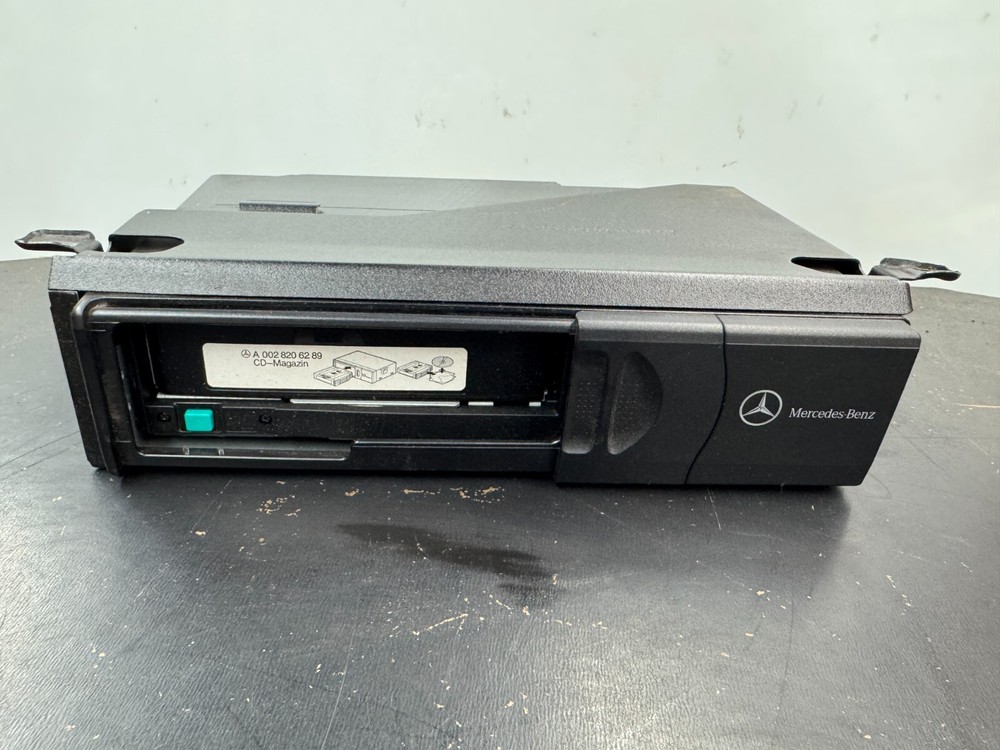 MERCEDES BENZ CD CHANGER