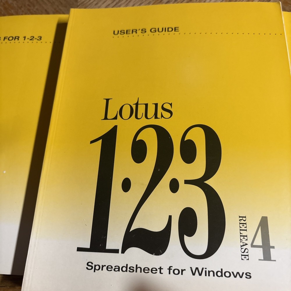 Lotus 123 Spreadsheet for Windows Release 4 Guide for Upgraders User's Guide