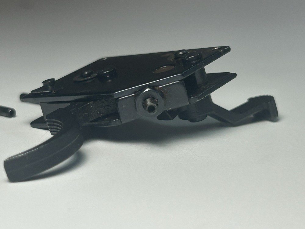 Thompson Center Black Diamond Inline Muzzleloader Trigger Assembly With Pins