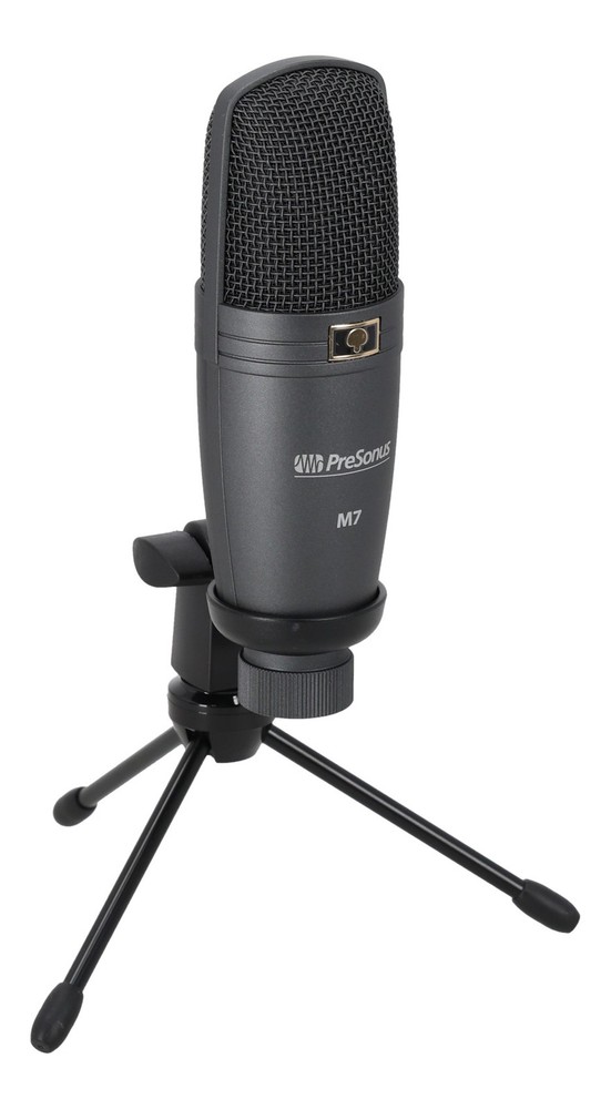 Fender Quantum Complete Interface+Monitors+Mic+Headphones+Cable+Stand+Software