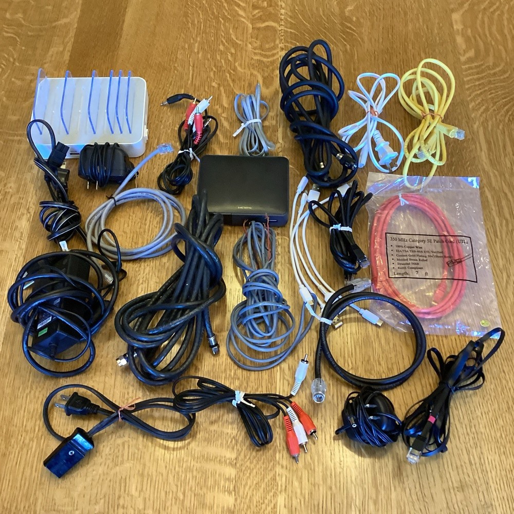 Lot Cables, Chargers, Electronics, Wire - Untested