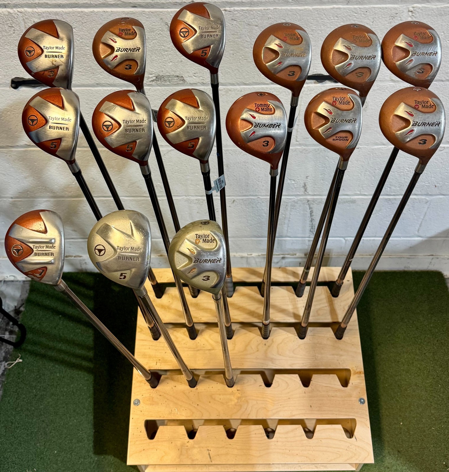Wholesale Lot of 30 Golf Clubs - TaylorMade Fairway Woods